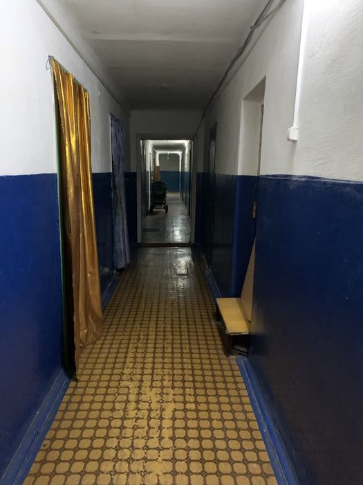 Кімната в комуналці на 44 кварталі, не кутова, з ремонтом, 2 поверх