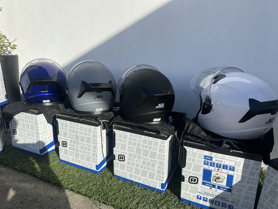 Capacetes moto j2 novos