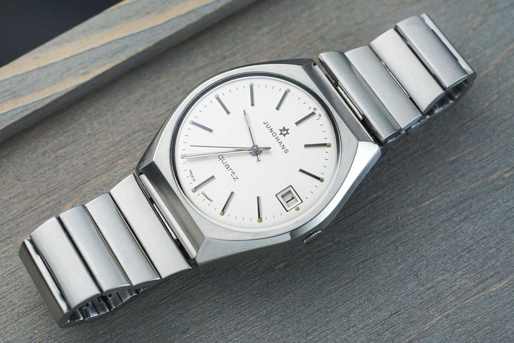 Zegarek Junghans, lata 70/80, vintage odnowiony, kwarcowy