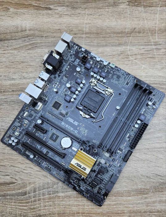 Материнська плата Asus B150M-C s1151 / 4*DDR4 / mATX / Б/В ГУРТ