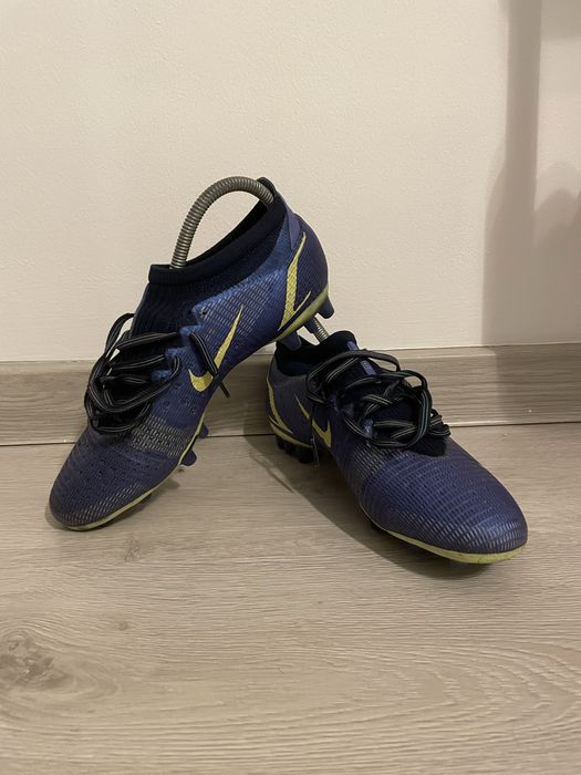 Sprzedam buty piłkarskie Nike Mercurial