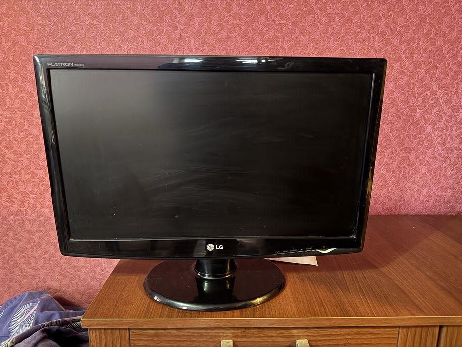 Монітор LG FLATRON W2343S (Монитор)