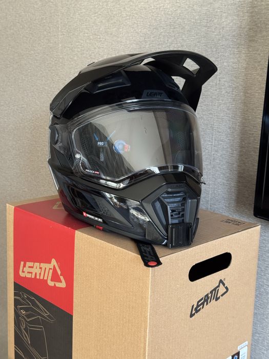 LEATT 8.5 Adventure шолом шлем