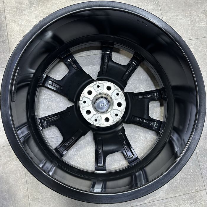 Оригінальні диски BMW IX3, X3 5x112 8J R19. BMW 6895627
