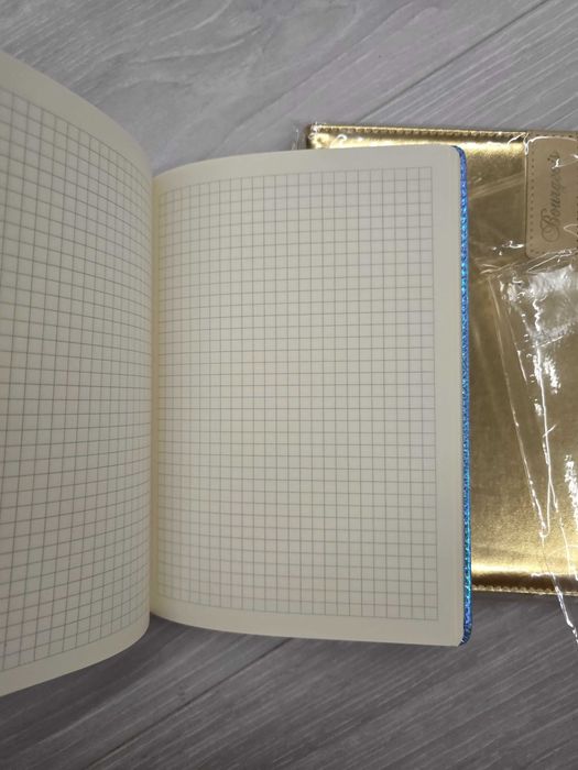 блокнот  в клітинку А5 бірюзовий