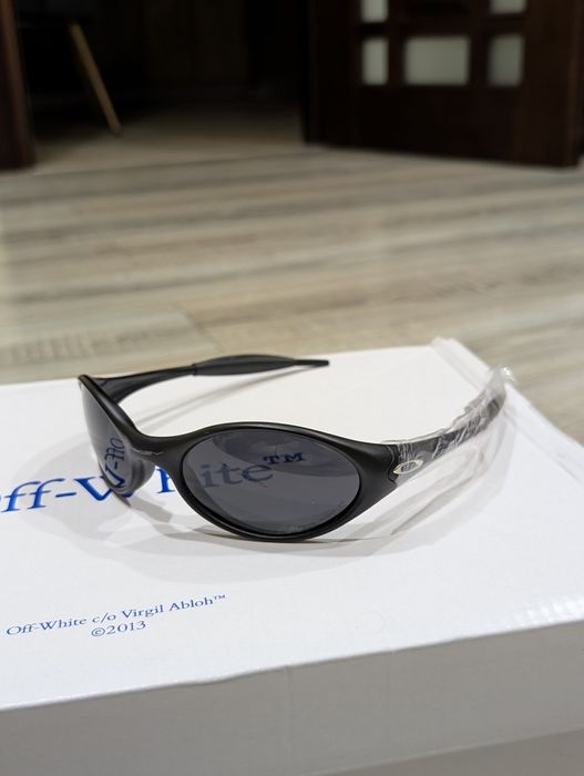 Окуляри чорні Oakley Minute 1.0