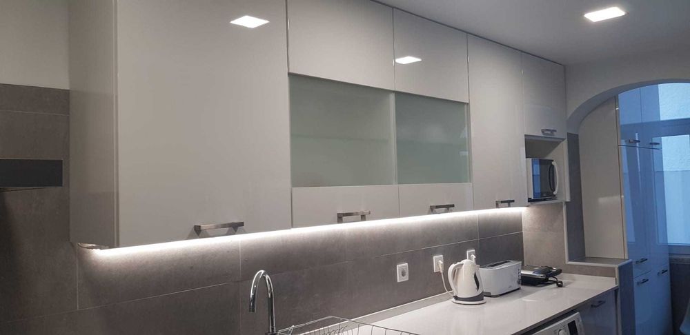 Moradia V5 a 2 minutos a pé da praia tem licenca AL