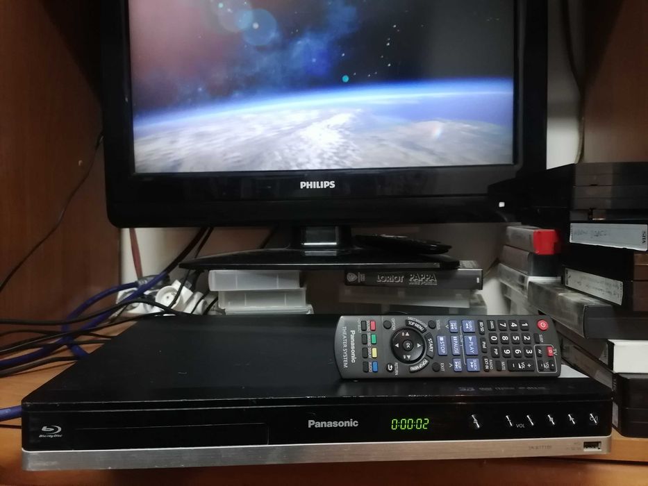Odtwarzacz Blu-ray Panasonic SA-BTT105 amplituner  pilot HDMI/USB