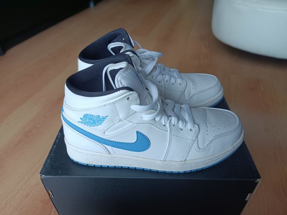 Nike Air Jordan 1 mid Legend blue,