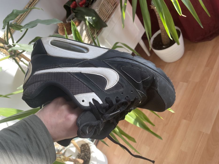 Nike Air Max IVO 45  sportowe czarno białe