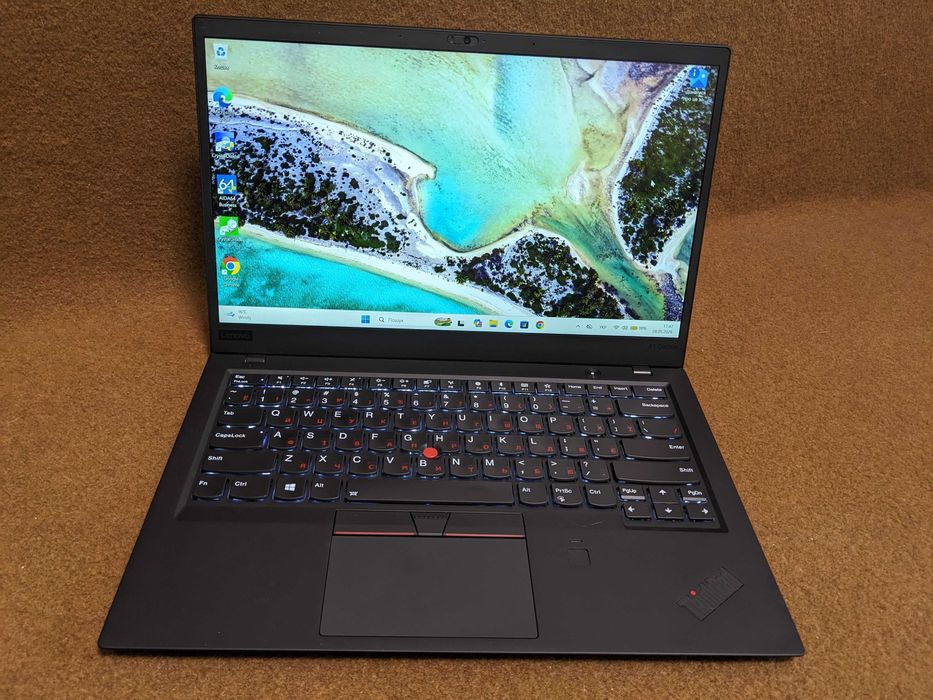 Lenovo ThinkPad X1 Carbon G6 14"FHD IPS Core i5-8350U 8GB RAM 256GB SSD АКБ 57Wh 92%