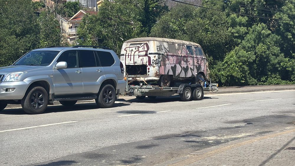 Aluguer / transporte atrelado