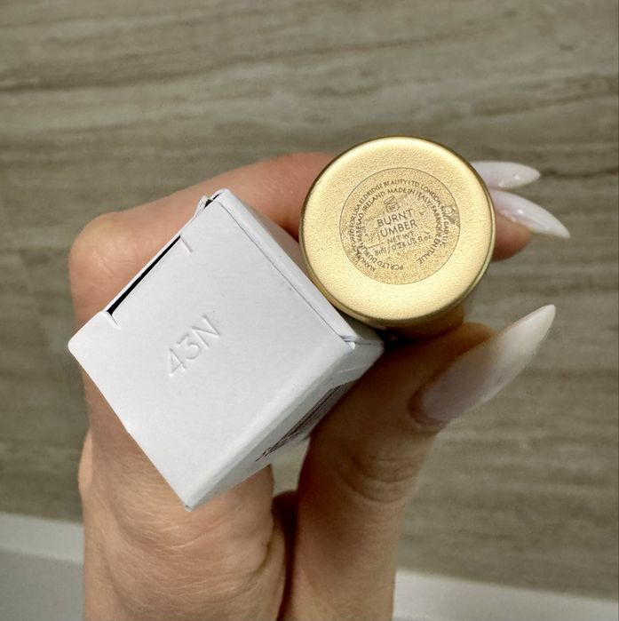 Бордово-коричнева туш lisa eldridge kitten lash mascara - burnt umber