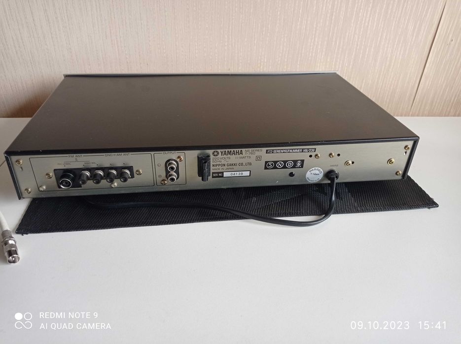Тюнер Yamaha T-760 natural sound stereo tuner AM /FM T-760