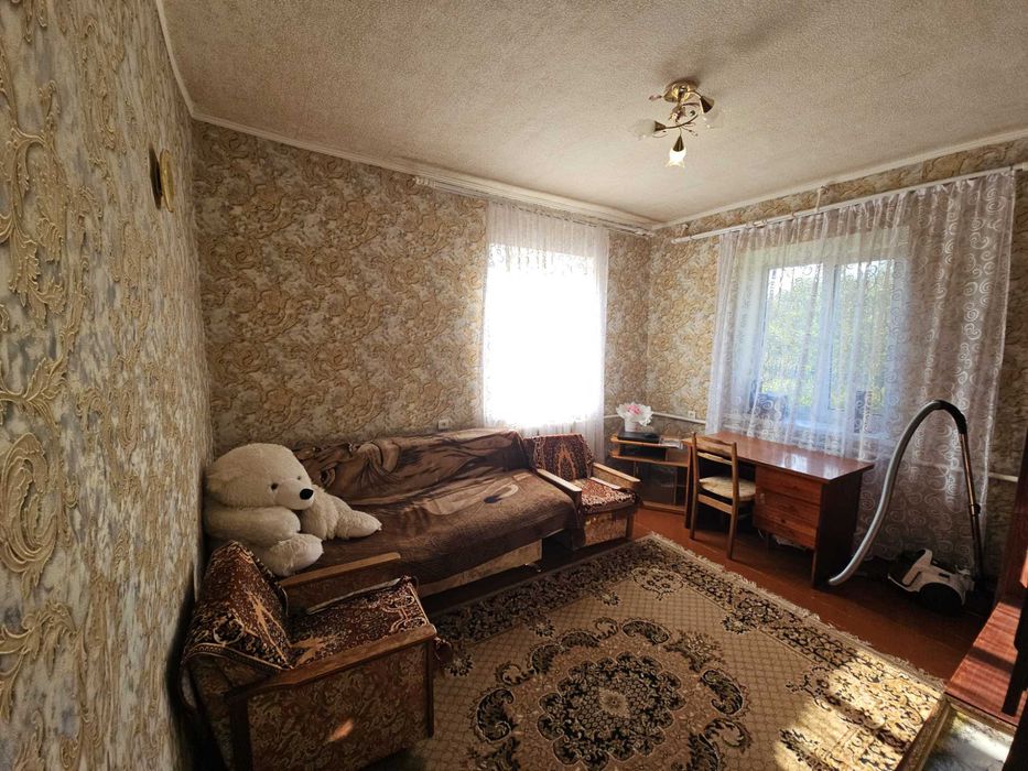 Продаж будинку неподалік центру Яготина, Київська область Є відеоогляд