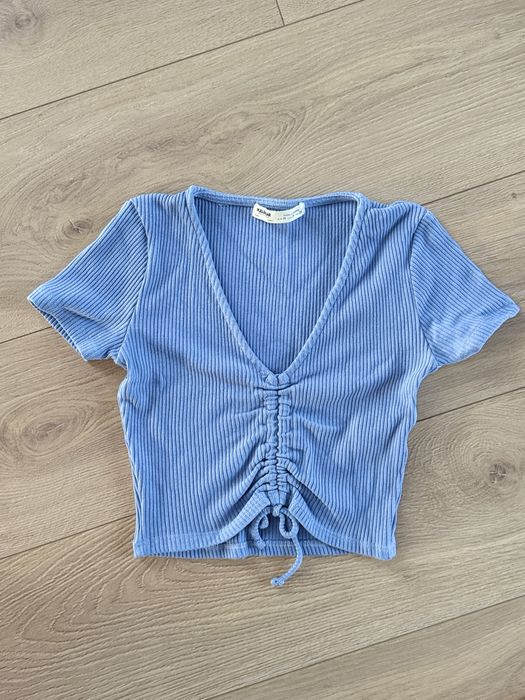 Błękitny crop top, wiązany Pull&Bear, S,M, wiskoza