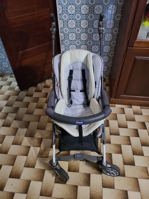 Carro bebé Chico
