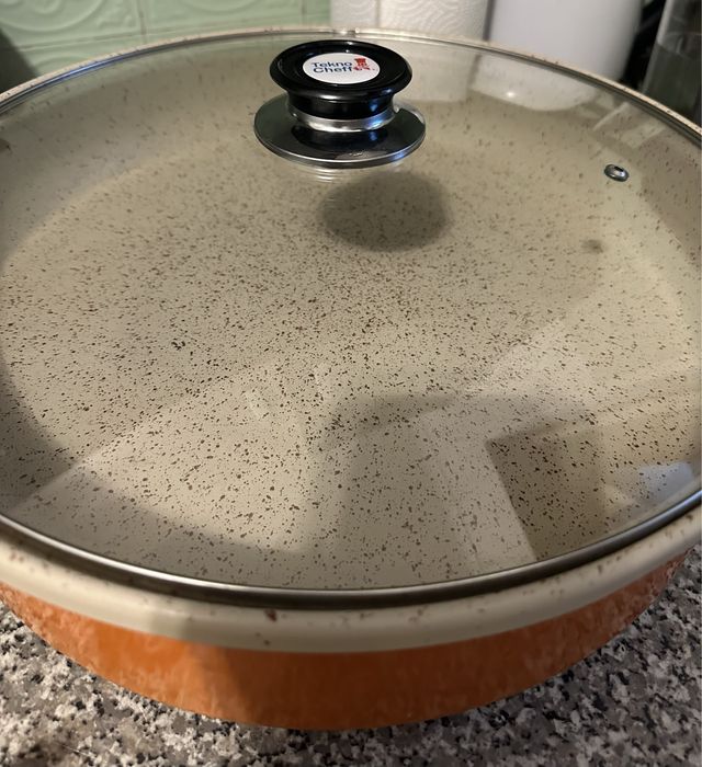 Grelhador eléctrico multifunções