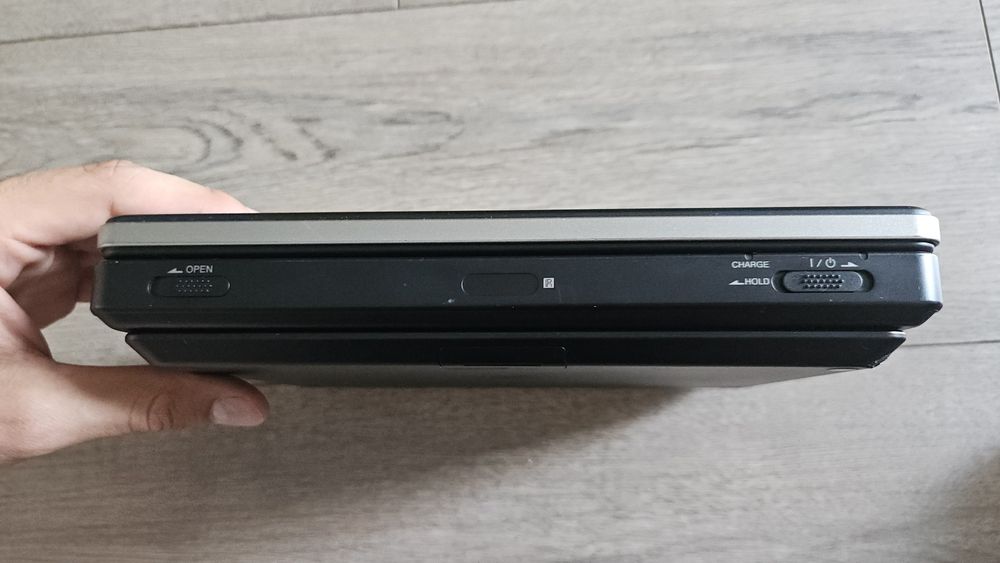 Odtwarzacz CD/DVD Sony DVP-FX810