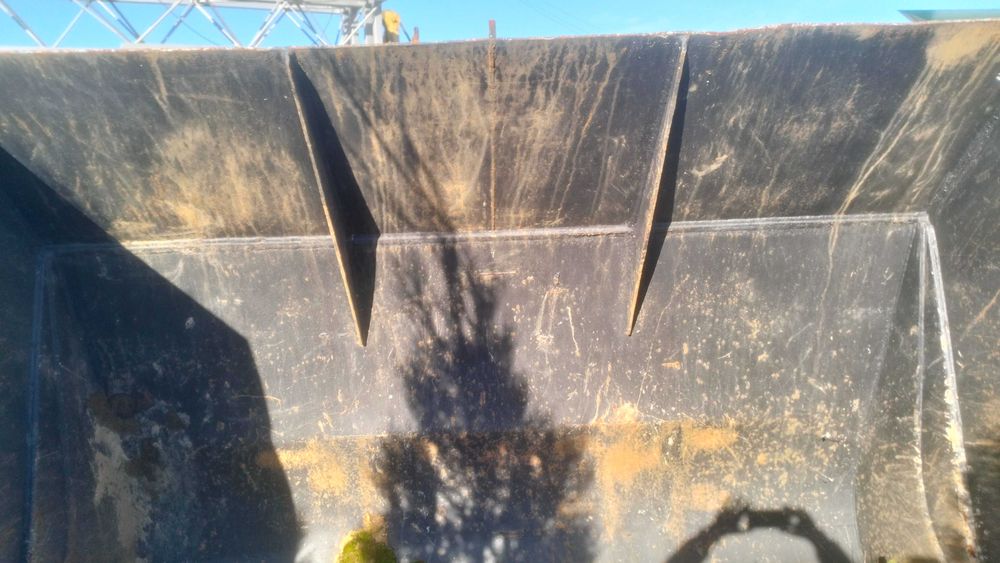 Balde para Pá Carregadora Volvo L160.