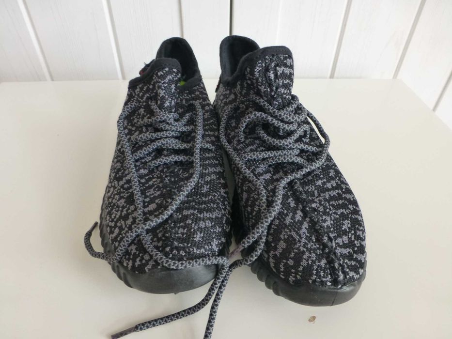 Buty sportowe UGI styl yeezy lekkie sneakersy 37