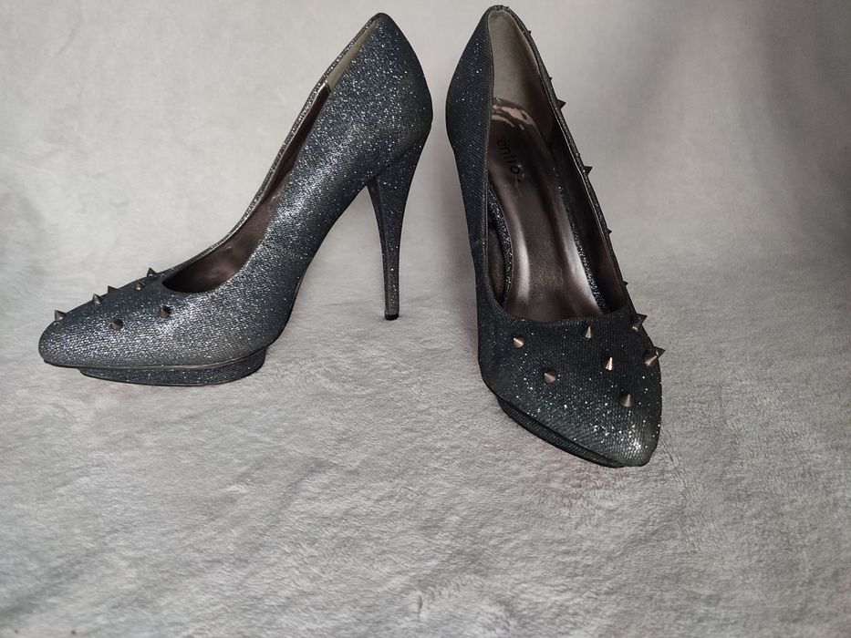 Eleganckie grafitowe buty na obcasie  Rozmiar 39