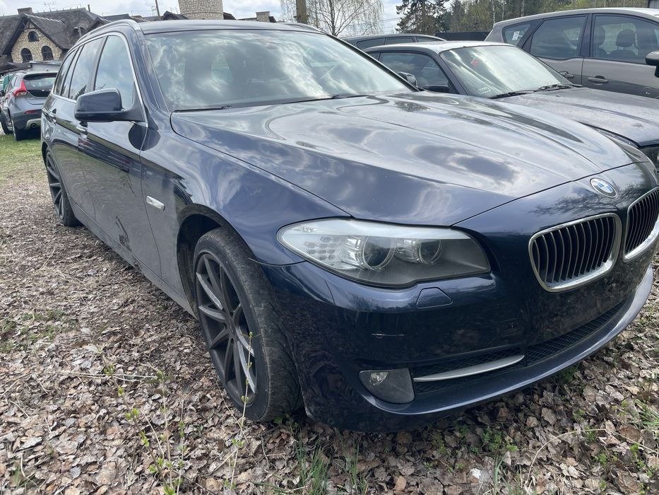 Przód front bmw f10 f11 2010 imperial blau