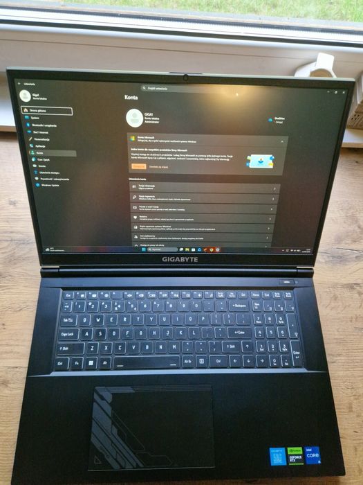 Gigabyte RC57 - RTX4060 Gaming. 16gb RAM.