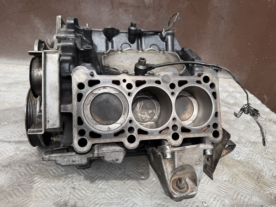 Блок в сборе двигателя 2.6 обьем пенек ауди а6 с4 audi a6 c4 audi 100 a4 b5