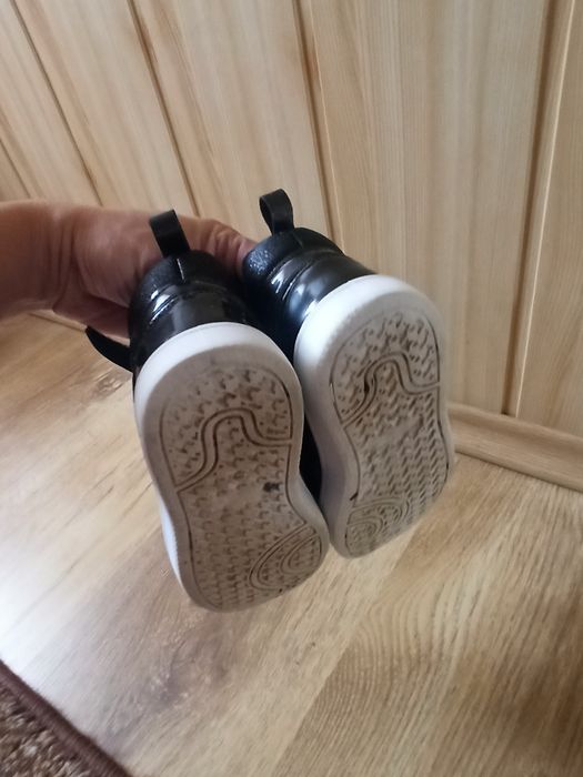 Buty sportowe Sinsay 28