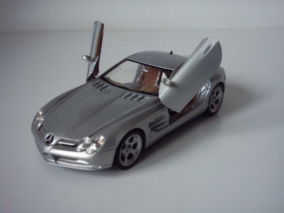 メルセデス ベンツ　VISION SLR Roadster 1/18 未開封 メルセデス ベンツ VISION SLR Roadster 1/18 未開封 メルセデス