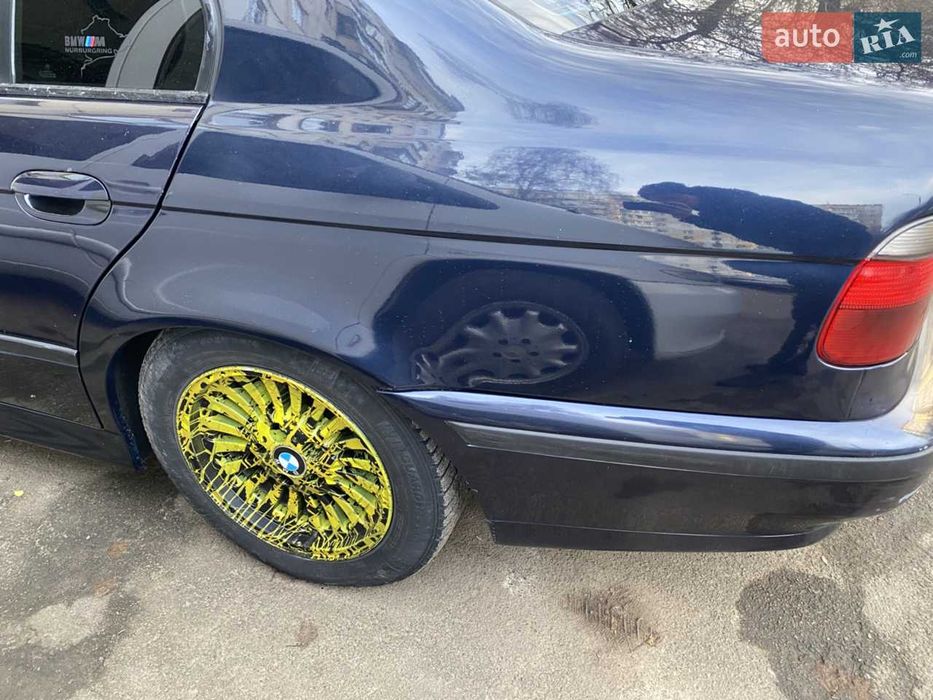 BMW 5 Series 1999 E39