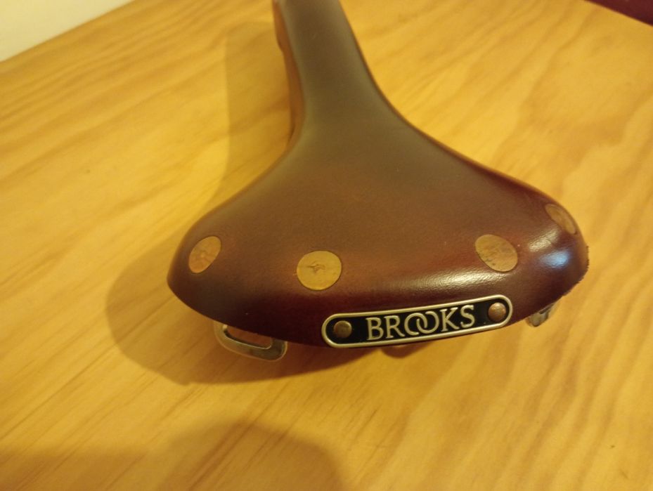 Selim Brooks Swift castanho (couro/pele) como novo