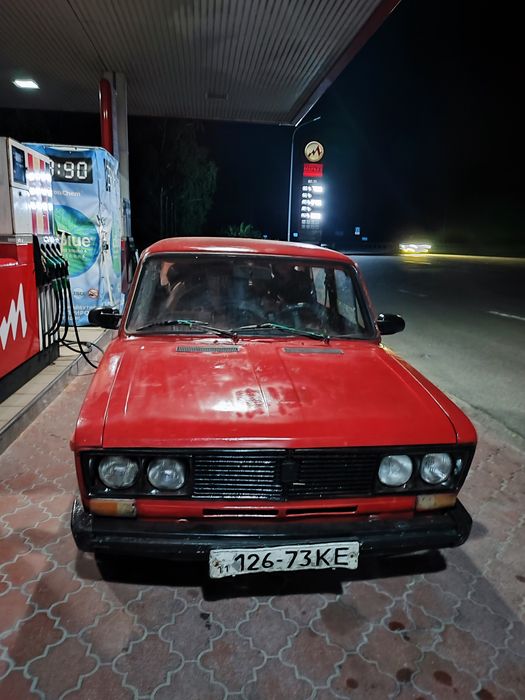 ваз 2103 червоний