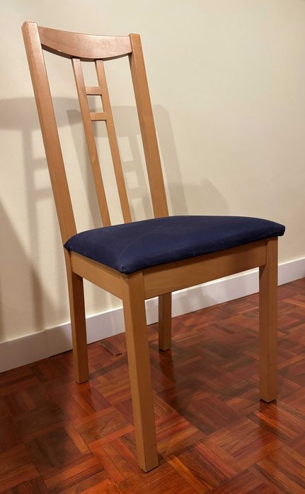 Mobília de Sala de Jantar  - acabamento em Faia