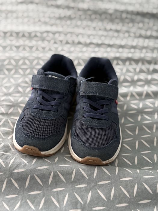 Кросівки Levis 29 р