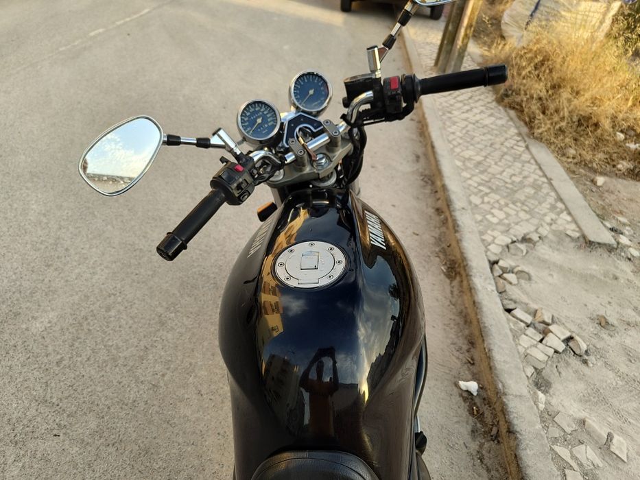 Mota Yamaha XJ600N