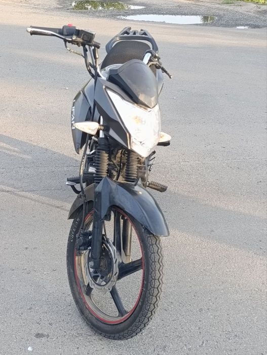 Продам мотоцкл Lifan 150 2 e.Торг присутній!