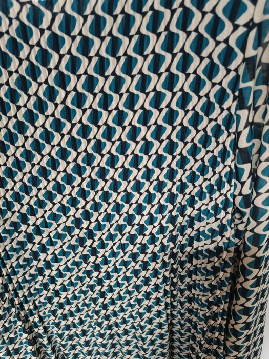 Sukienka z długim rękawem, rozmiar L