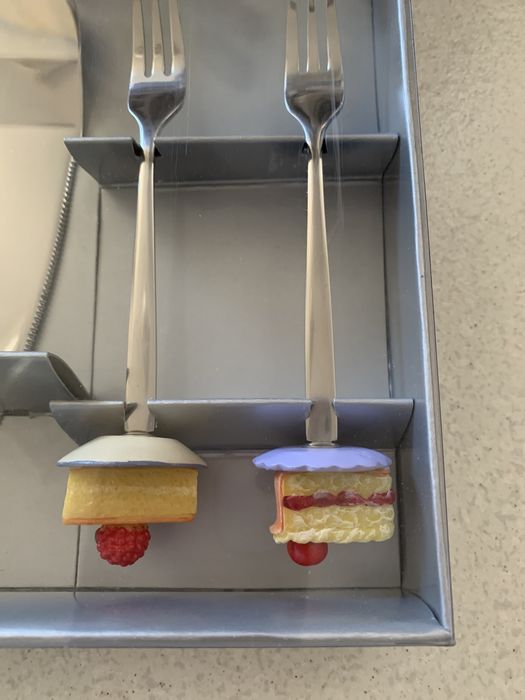 Serviço de pasteleira427808157410283523