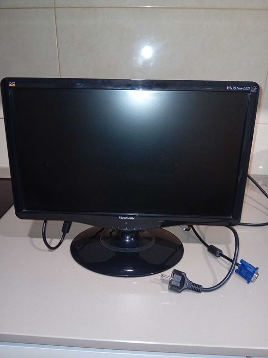 Monitor viewsonic 19" VGA64584769125890120