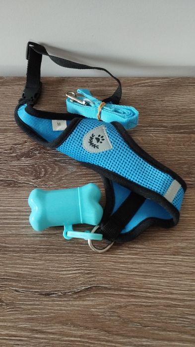 Duas trelas+ camisola de lã.