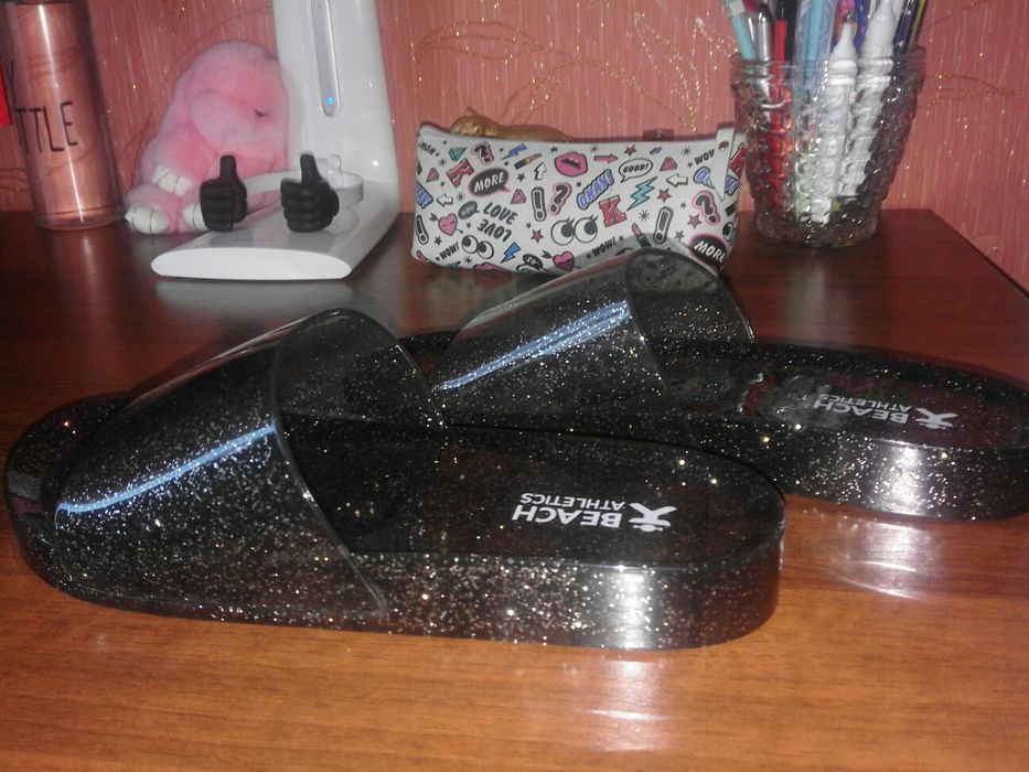 Шлепанцы Англия 38 р. Оригинал