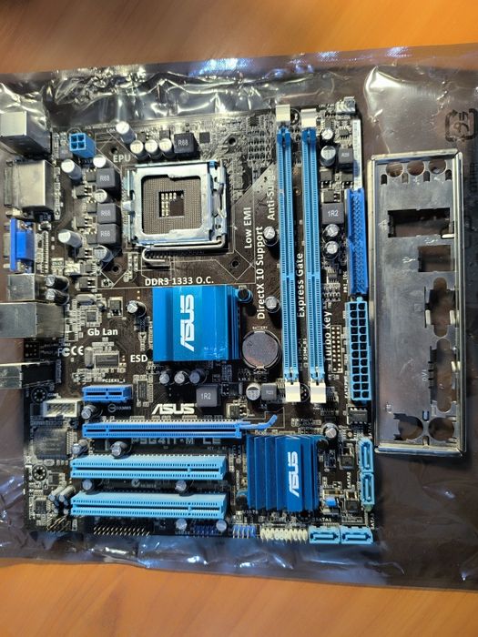 Материнська плата Asus p5g41t-m le lga 775