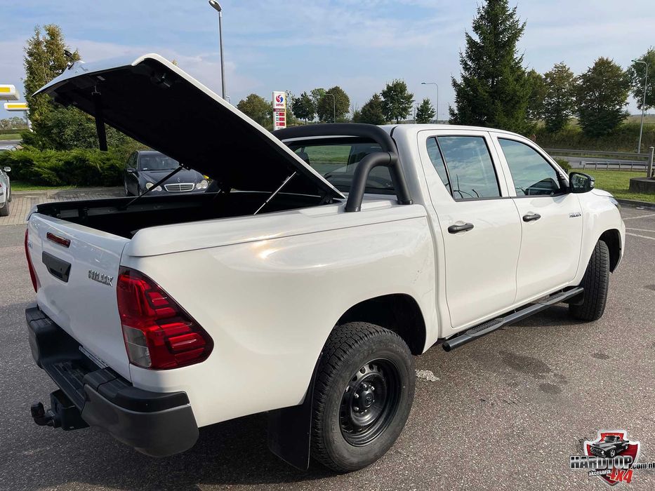 Orurowanie boczne TOYOTA HILUX, rury, progi