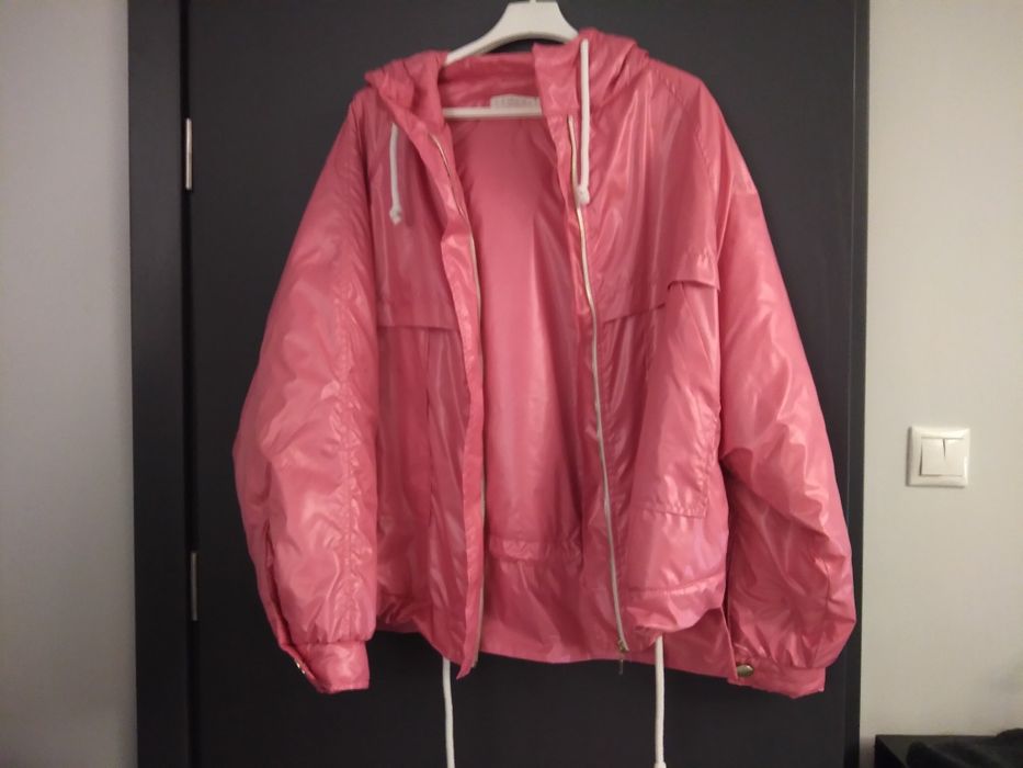 Kurtka  damska z kapturem