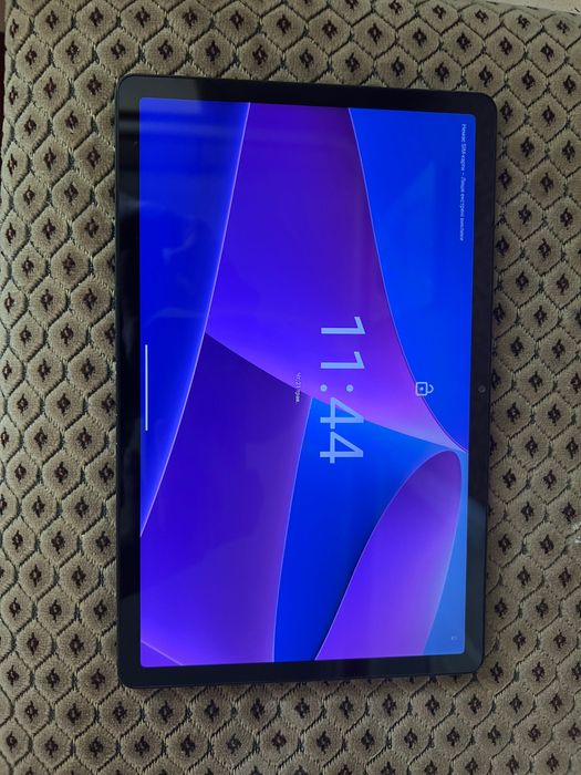 Lenovo tab M10 plus 3gen Sim 4G 4/64GB планшет для игр