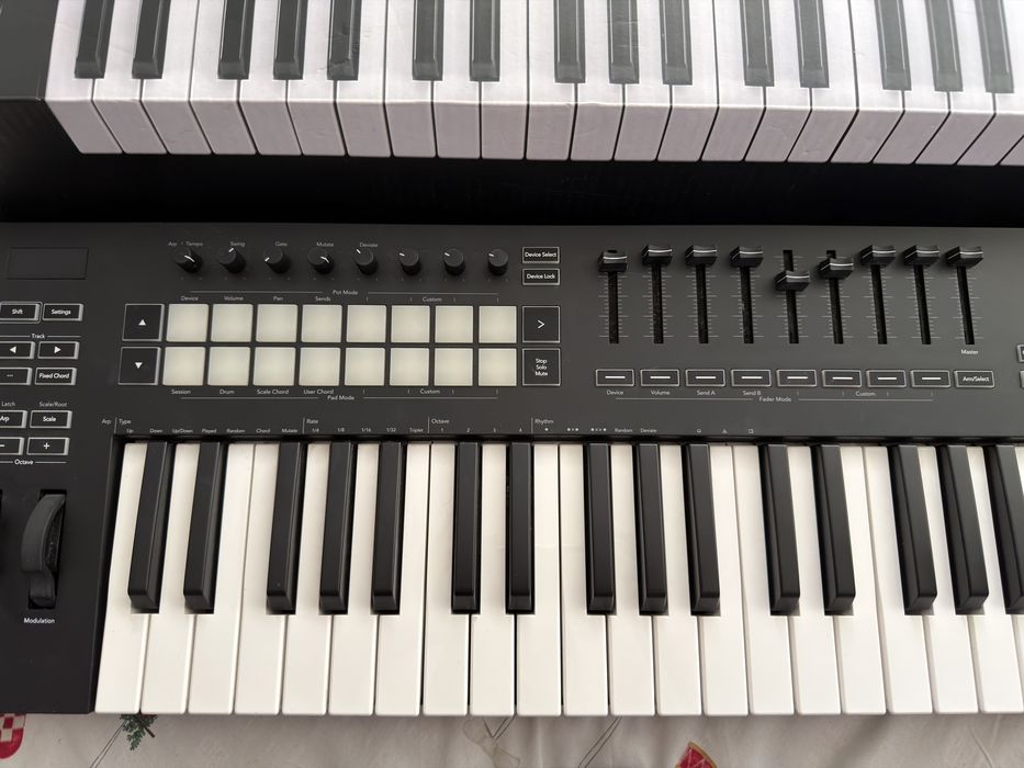 Novation MIDI Launchkey 61 [MK3]
