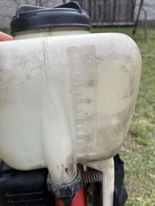 Оприскувач бензиновий efco AT2090