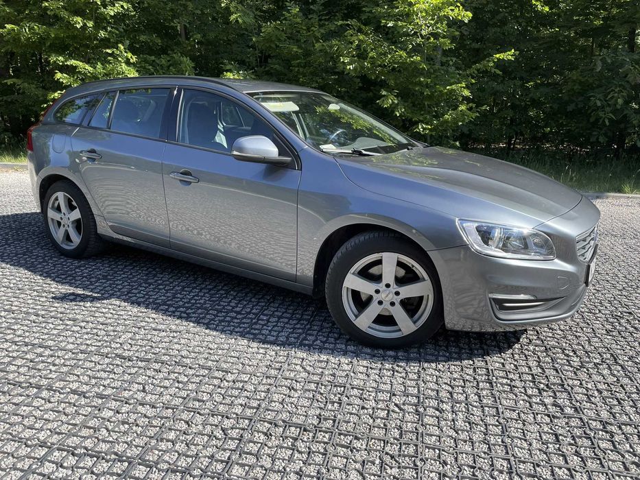 Volvo V60 2.0 D3 automat